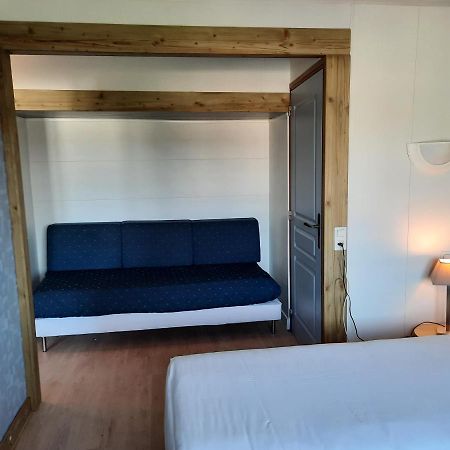 Theix Hotel Des Iles מראה חיצוני תמונה